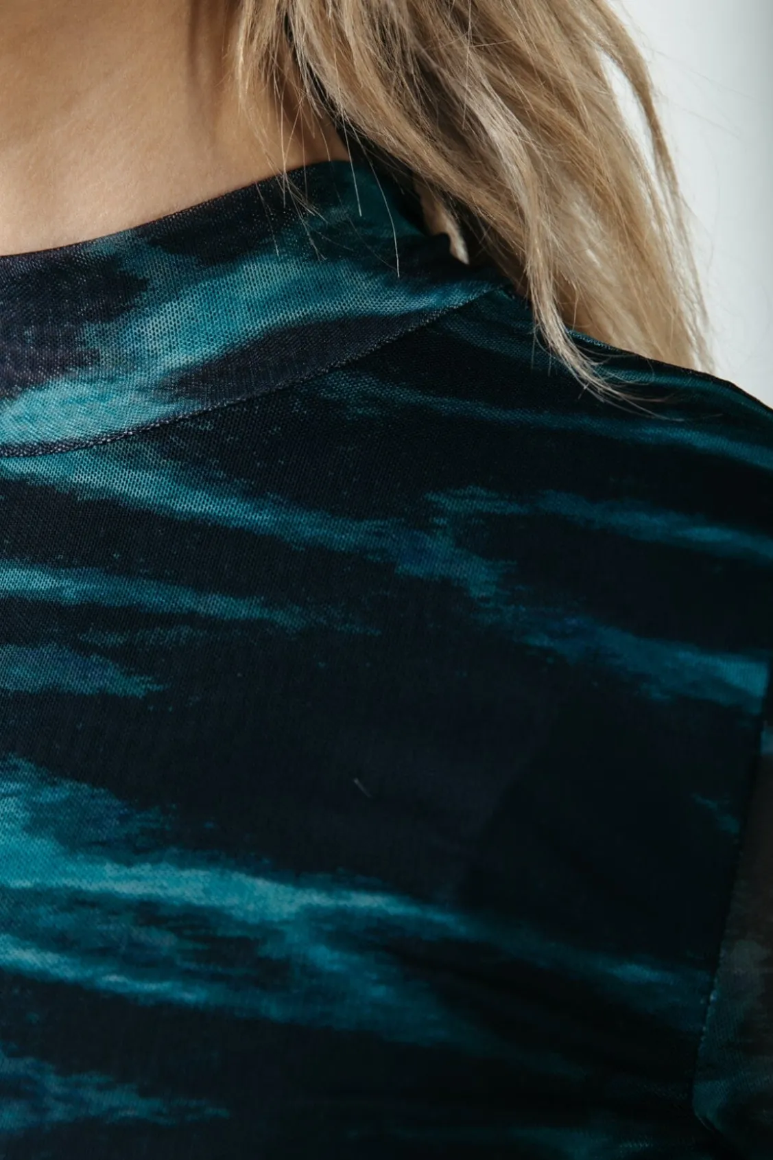 Tops<Colourful Rebel Neyo Animal Mesh Top | Storm green Stormgreen