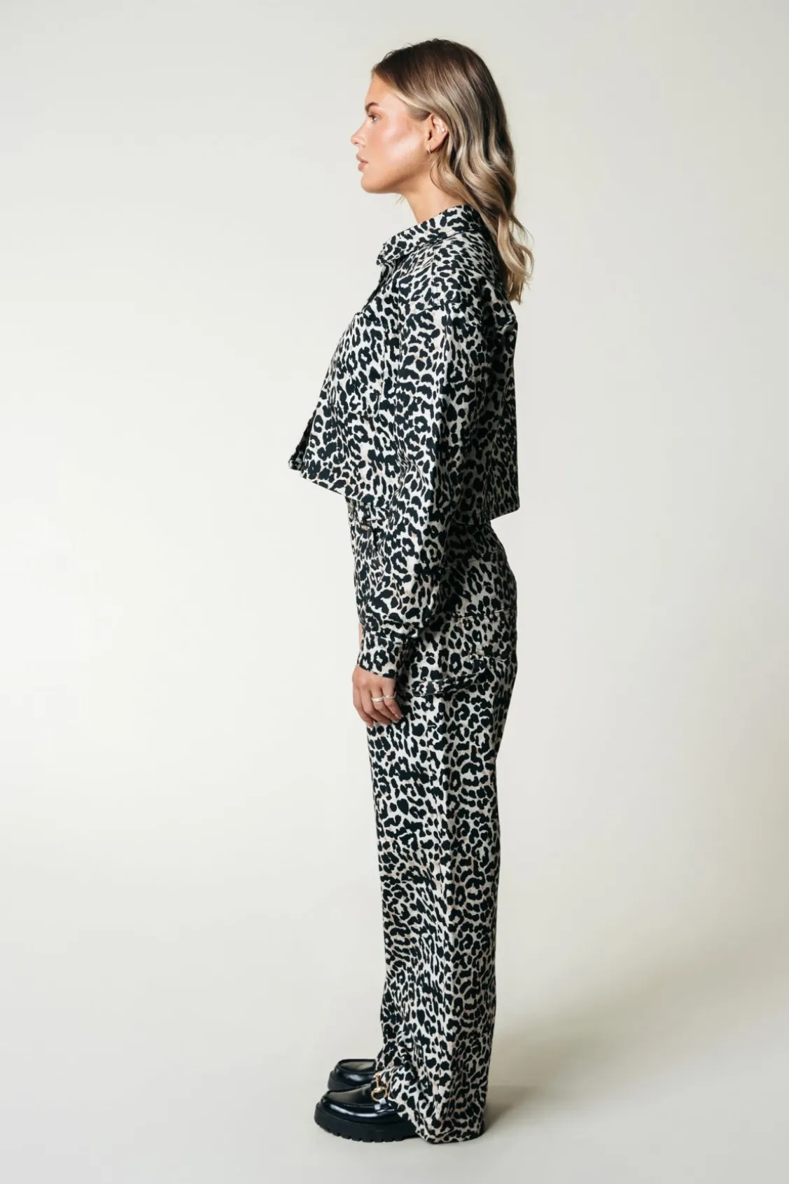 Blouses<Colourful Rebel Olle Leopard Cropped Denim Blouse | Beige