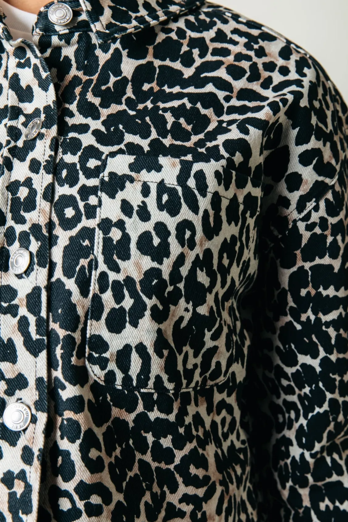 Blouses<Colourful Rebel Olle Leopard Cropped Denim Blouse | Beige